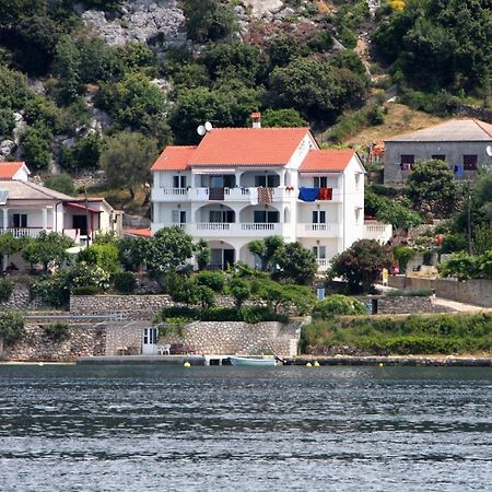 Apartments And Rooms By The Sea Supetarska Draga - Gornja, Rab - 11579 Bagian luar foto