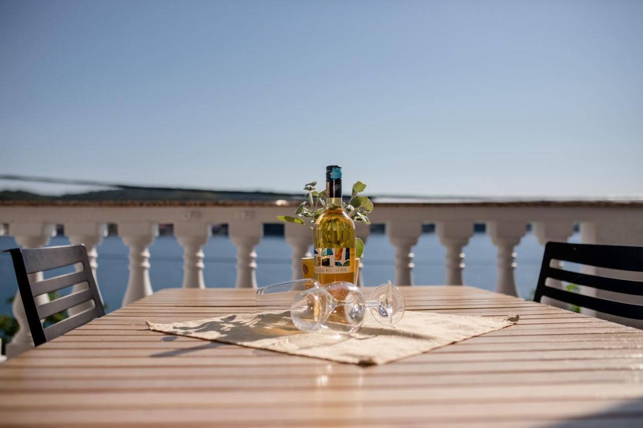 Apartments And Rooms By The Sea Supetarska Draga - Gornja, Rab - 11579 Bagian luar foto