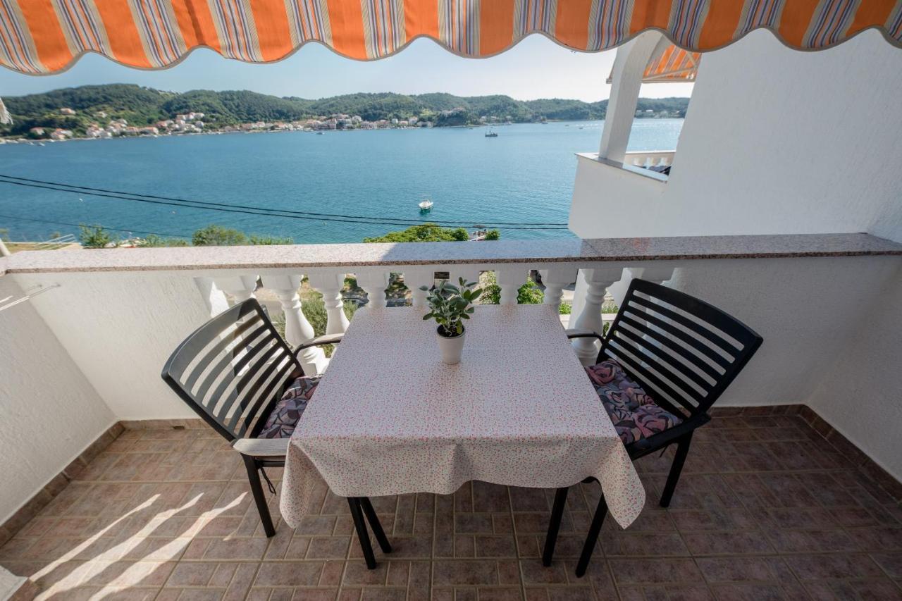 Apartments And Rooms By The Sea Supetarska Draga - Gornja, Rab - 11579 Bagian luar foto