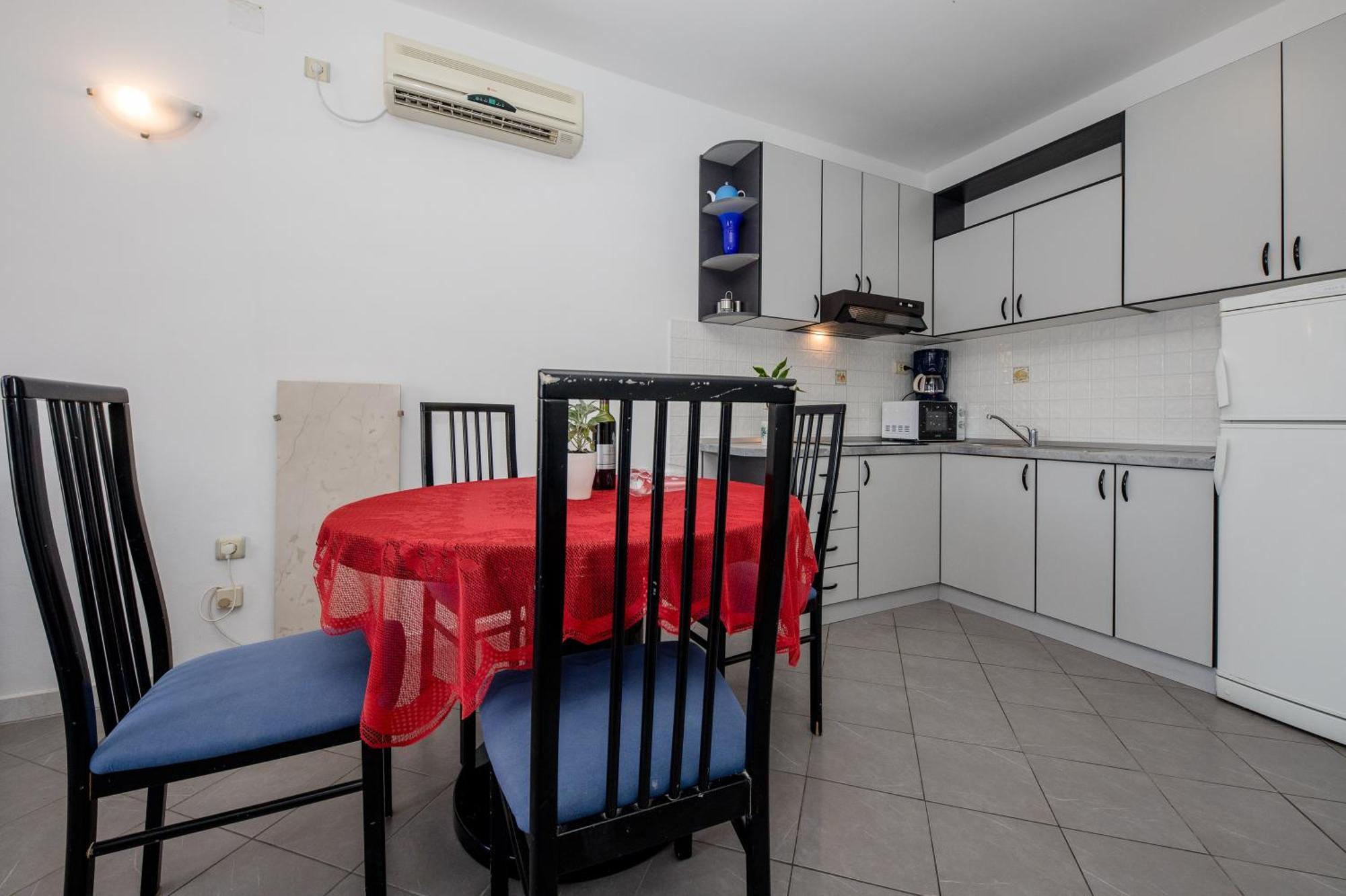 Apartments And Rooms By The Sea Supetarska Draga - Gornja, Rab - 11579 Ruang foto