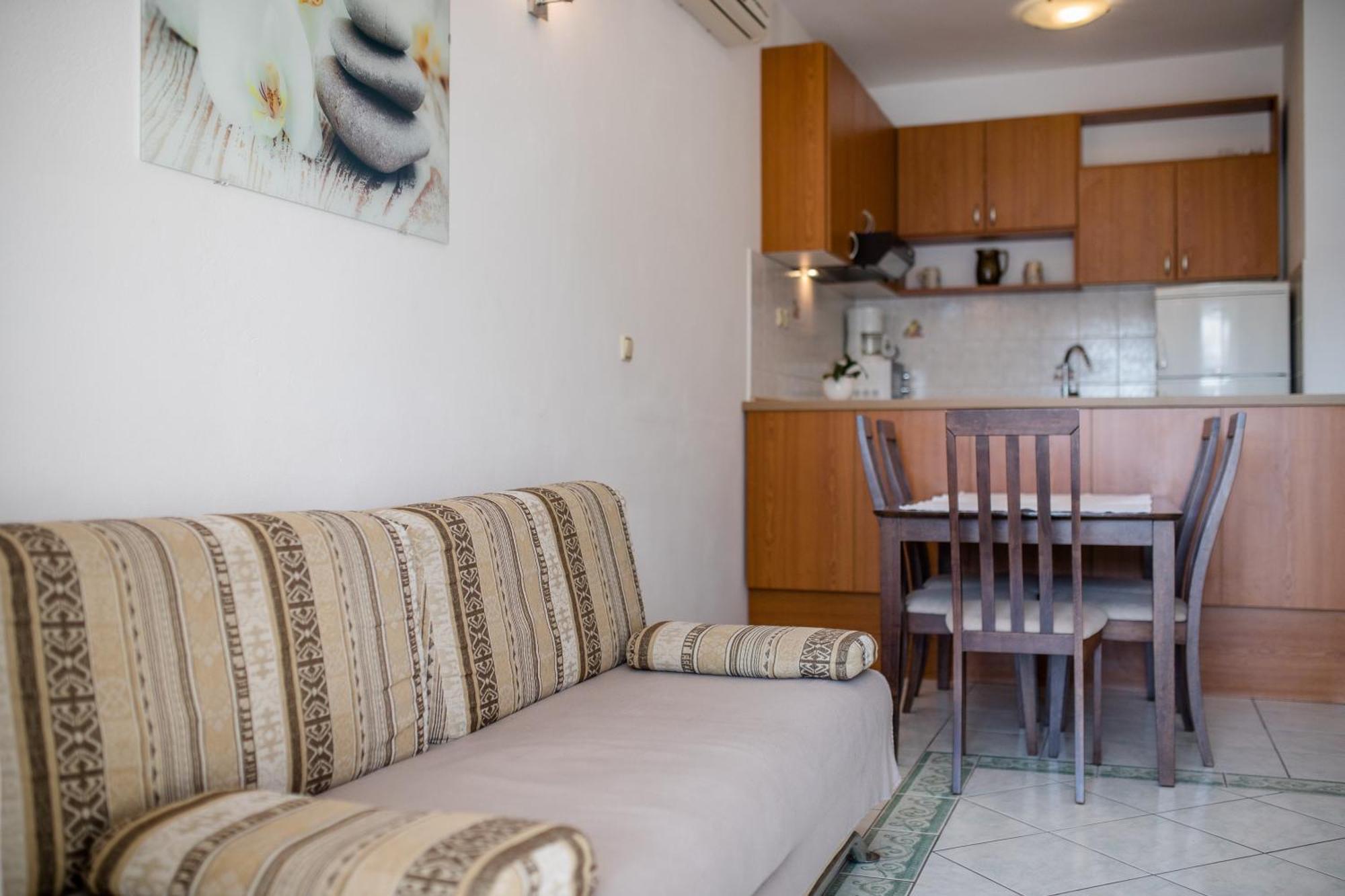 Apartments And Rooms By The Sea Supetarska Draga - Gornja, Rab - 11579 Ruang foto
